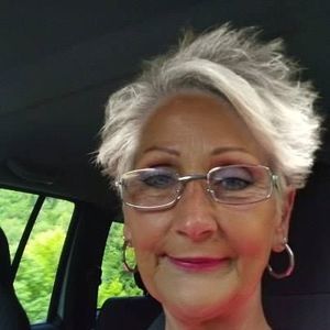 Meet your Posher, Maetta